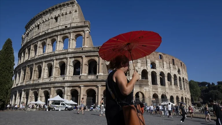 Italy Issues Red Alert for Many Cities Due to Extreme Heat